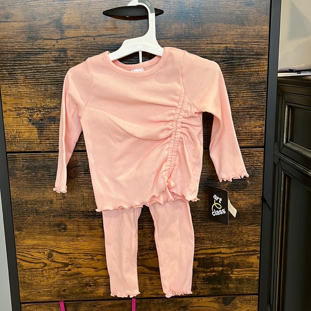 Art Class matching set. Size 18M